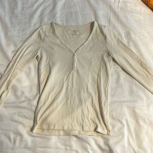 American eagle creme long sleeve.